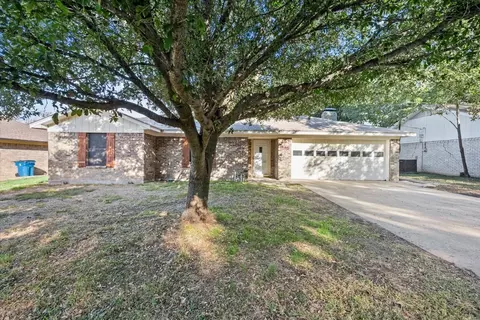 516 Wesley Dr, Corsicana, TX 75110