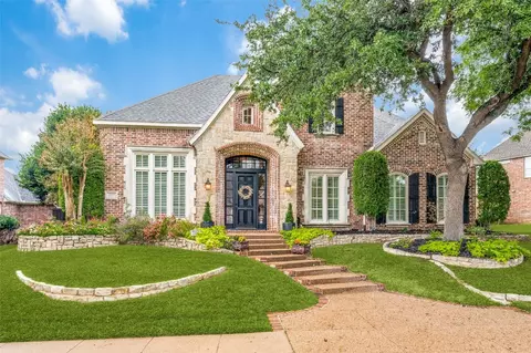 3305 Oak Hollow Dr, Plano, TX 75093