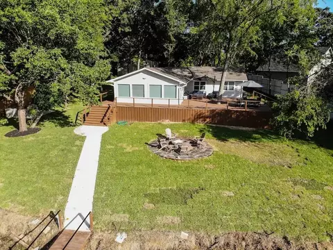 23 Carson Rd, Mabank, TX 75156