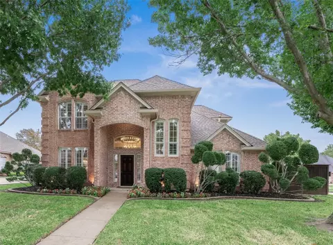 8125 Vine Wood Dr, North Richland Hills, TX 76182
