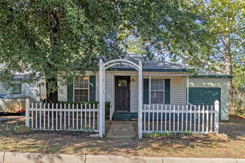 513 Bryan St, Weatherford, TX 76086