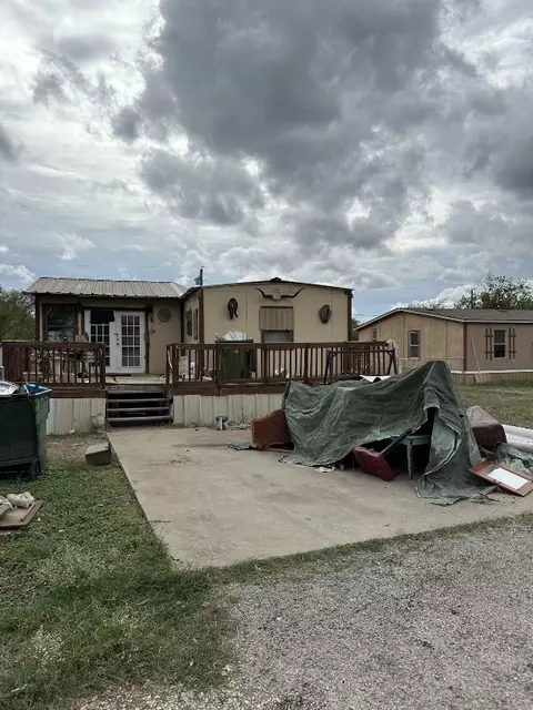 905 SW 17th St, Mineral Wells, TX 76067