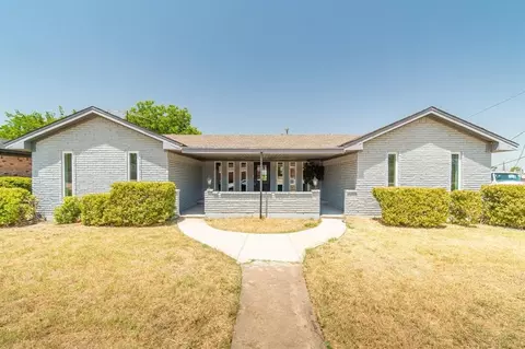 200 S 3rd St, Princeton, TX 75407
