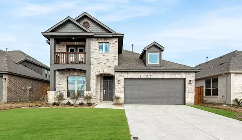 201 Sweetwater Dr, Commerce, TX 75428