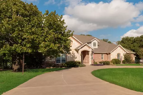 2405 Bailey Ct, Cleburne, TX 76031