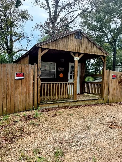 109 Crocker Dr, Malakoff, TX 75148