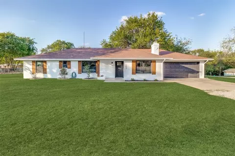 102 Bois D Arc St #D, Tom Bean, TX 75491