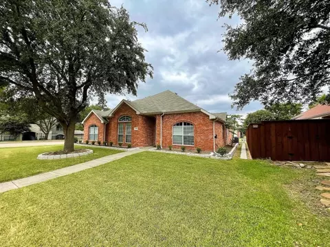 9500 Summer Dr, Frisco, TX 75035