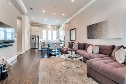 5240 Weiss Ln, Irving, TX 75039