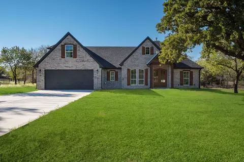 156 Lone Oak Rd, Mineral Wells, TX 76067