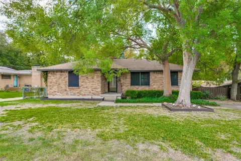 2424 El Cerrito Dr, Dallas, TX 75228