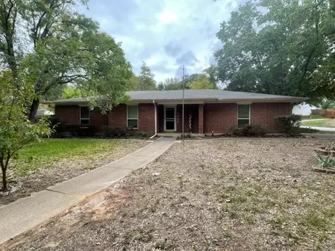 1302 Palm St, Mansfield, TX 76063