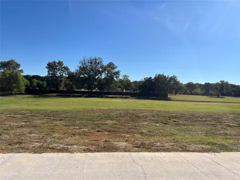 6309 Big Elk Dr, Fort Worth, TX 76140