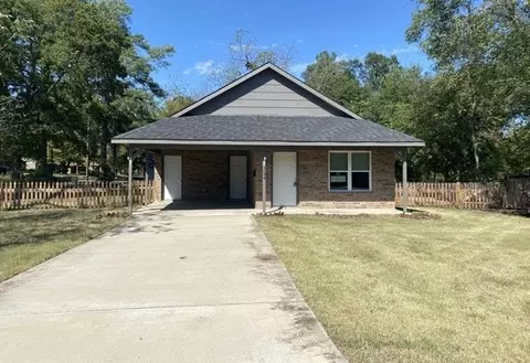 3044 Bonham St, Paris, TX 75460