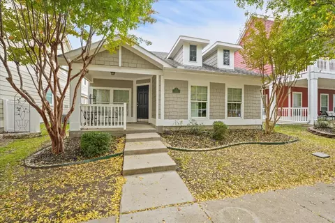 1120 Charleston Ln, Savannah, TX 76227