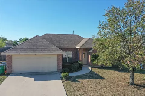 908 Turkey Creek Ct, Bridgeport, TX 76426