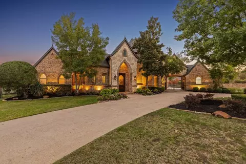 209 King Ranch Rd, Southlake, TX 76092