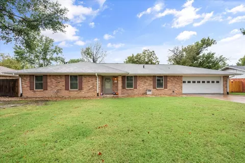 523 Peachtree St, Fairfield, TX 75840