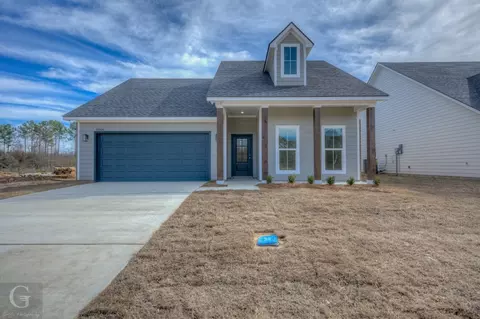 5044 Falcon Bay Dr, Shreveport, LA 71107