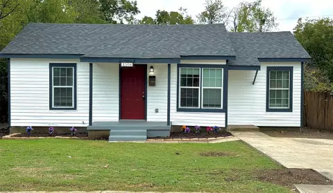 1304 E Harvey Ave, Fort Worth, TX 76104