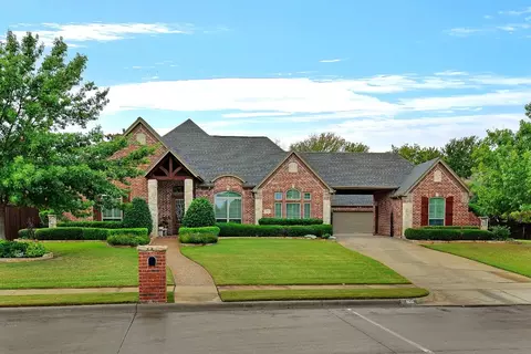 900 Meandering Woods Dr, Keller, TX 76248