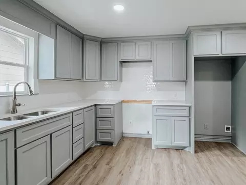 1442 W 6th Ave, Corsicana, TX 75110
