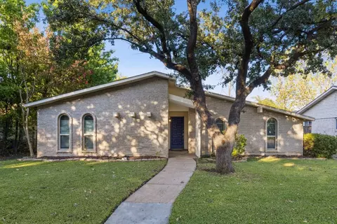 3119 Barton Rd, Carrollton, TX 75007