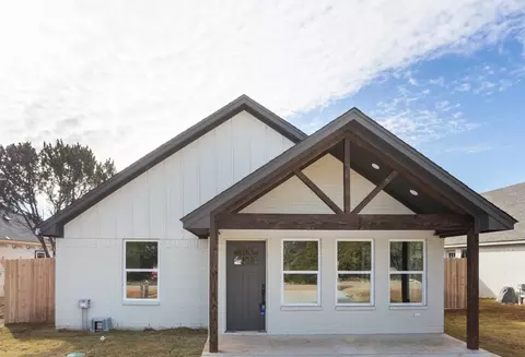 1317 Ridgeview Cir, Granbury, TX 76048