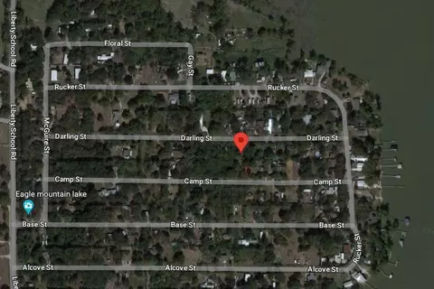 7051 Darling St, Azle, TX 76020