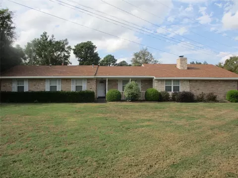 189 Kansas St, Emory, TX 75440