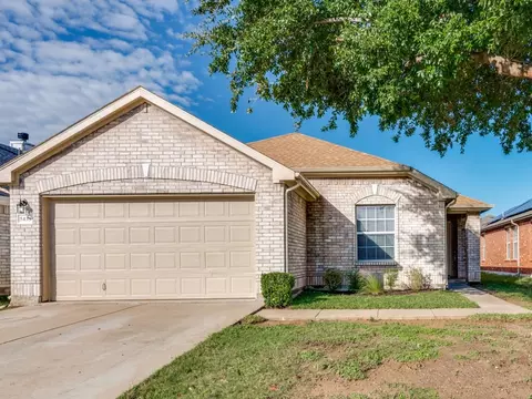 5439 San Patricio Dr, Grand Prairie, TX 75052