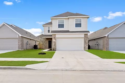 417 Sussex Dr, Everman, TX 76140
