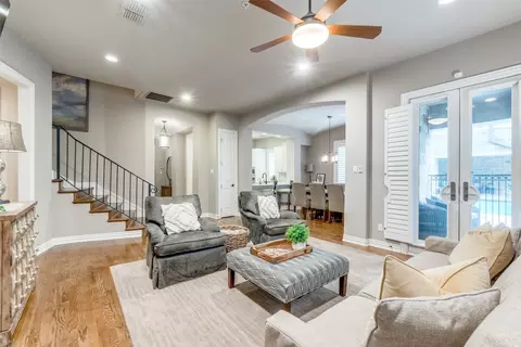 2811 Hood St #A, Dallas, TX 75219