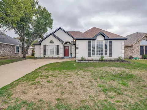 6508 Rosebud Dr, Rowlett, TX 75089