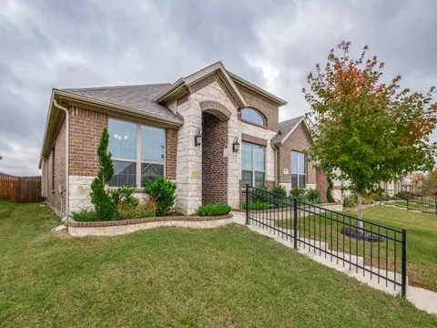 114 Finlee Ln, Red Oak, TX 75154