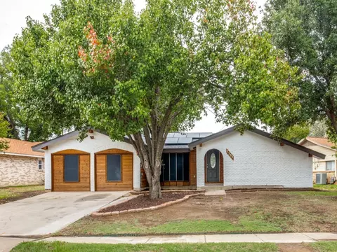2505 Timberlake Dr, Irving, TX 75062