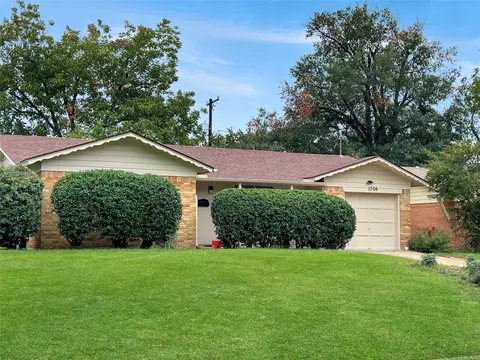 1706 Sylvan Dr, Arlington, TX 76012