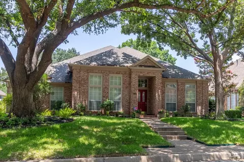 6720 E Park Dr, Fort Worth, TX 76132