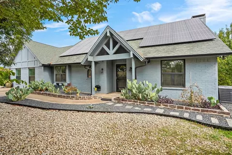 114 Joalene Dr, Hudson Oaks, TX 76087