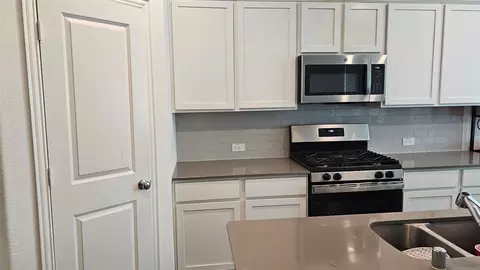 5420 Montrose Dr, Forney, TX 75126