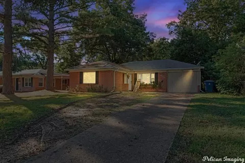 2736 W Cavett Dr, Shreveport, LA 71104