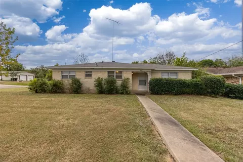 3101 Eastland Ave, Greenville, TX 75402