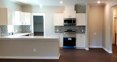 219 E Heron, Denison, TX 75021 photo 2