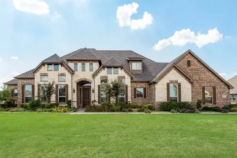 800 Cromwell Ct, Rockwall, TX 75032