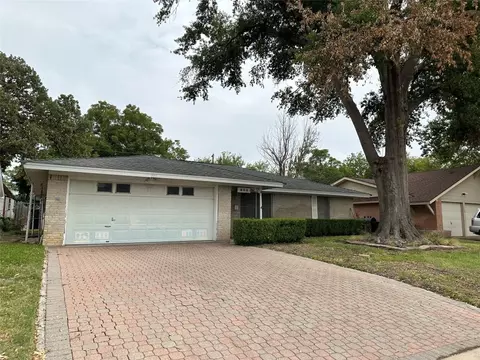 804 Dixon Dr, Irving, TX 75061
