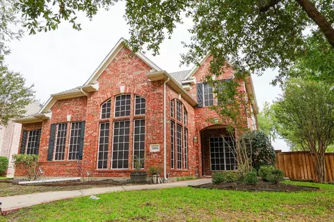 8800 Shepard Dr, Plano, TX 75025