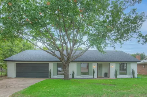 4912 Katherine Dr, North Richland Hills, TX 76180
