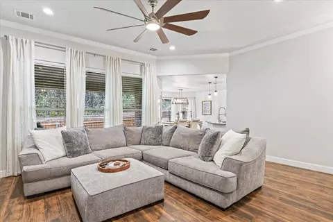 1013 Bandera Trl, Granbury, TX 76048