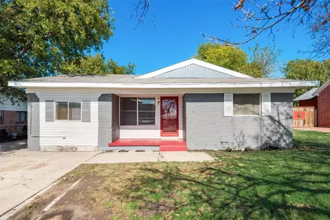 6036 Cowden Dr, Lake Worth, TX 76135