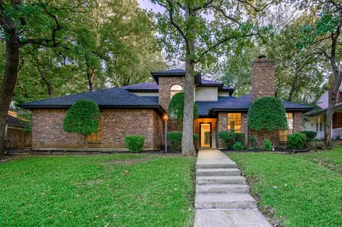 6406 Tranquility Ct, Arlington, TX 76016
